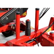 Enrubanneuse robuste pour balles avec système de fourche latérale