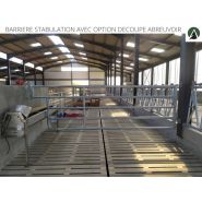 Barrière agricole à lisses tubulaires Ø60mm, longueur ajustable