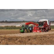 Récolteuse automotrice Varitron 220 Platinum Terra Trac - 2 rangs - Grimme France - vitesse jusqu'à 25 km/h - moteur 160/354 kW/CV_4