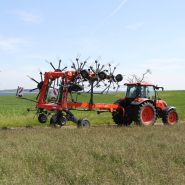 Faneuses semi-portées TE8511C-TE10514C - Kubota Europe - 8 à 10 rotors - Largeur de travail 11 à 13,50 m_4