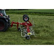 Équipement agricole Pottinger pour fanage de qualité