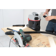 Maximus pt aspirateur avec prise pour outillages._4