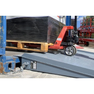 Rampe d'accès pour conteneur  au sol, déplaçable pour des opérations de chargement / déchargement rapides - Capacité 8T - AZ Ramp HCNN-08_4