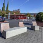 Banc en béton Geometrico - Banc d'une seule pièce avec dossier en béton, imitation bois ou bois naturel_4