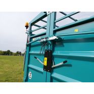 Bétaillère sécurisée avec fond résine pour animaux