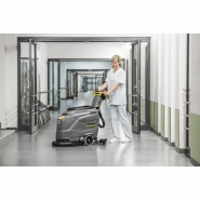 Autolaveuse accompagnée à batteries BD 43/25 C Bp - Compacte, maniable et silencieuse - Réservoir 25L - Largeur de travail 43cm_4