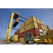 Grue portuaire - Liebherr - Portique de stockage sur pneus avec construction rigide et options de productivité_4