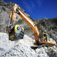 Godet concasseur BF135.8 - pour pelles hydrauliques de 43 à 80 tonnes - capacité 1,8 m³_5