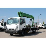 Scorpion 2112 J sur camion Nissan - nacelle Oil & Steel France - 21m de hauteur de travail_4