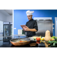 Armoire de rechargement compacte Putnam™ 8 pour tablettes, iPad et appareils mobiles - 8 ports avec câblage MFI_4