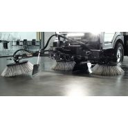CityCat V20 - Balayeuse compacte de voirie 2 m³ - Direction articulée, moteur Diesel Euro 6 - Eurovoirie_4