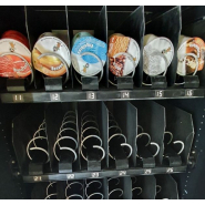 Distributeur de glaces avec faible consommation énergétique selon niveau de remplissage