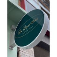 Enseigne lumineuse extérieure de magasin - Attirez l'attention et renforcez la notoriété de votre marque avec PANO Nice Ouest_4