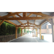 Abris charpente en bois avec une large variété de finitions lasurées, des solutions d'éclairage_4