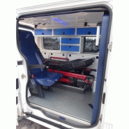 Renault Trafic ambulance type A1 2013 contrôlée et prête à l'emploi