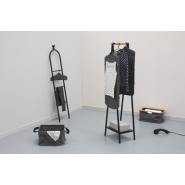 Échelle porte-vêtements Linn -Black avec 3 barres pour suspendre, section supérieure en forme d'épaule et crochet pratique_4