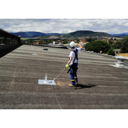 Ligne de vie pour bac étanché et membrane PVC - dispositif d'ancrage horizontal avec absorbeur d'énergie intégré_4