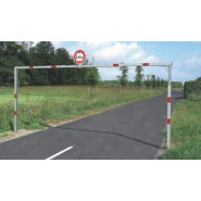 Portique limiteur de hauteur pivotant en acier - Traverse haute pivotante - Hauteur hors sol 2200 mm - Largeur 5000 mm_4