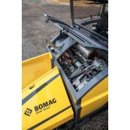 BMF 2500 M - Alimentateur pour finisseurs avec convoyeur moyen et sortie élevée - Pavage de chemin - Stage IV_4