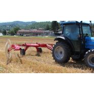 Équipement agricole innovant pour herbe et produits à ramasser