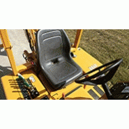 Trancheuse à montage central RTX450 - Puissance augmentée de 14% - Moteur Tier 4 Final - Diamètre de braquage inégalé_4