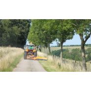 Rotobroyeuse Elenia idéale pour terrains en pente