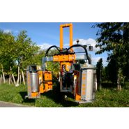 Système LR 350 à turbine pour effeuillage des rangs de vigne