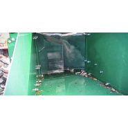 Broyeur hydraulique pour branches avec pompe et réservoir indépendants