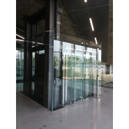 Élévateur vertical adapté aux handicapés