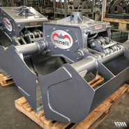 Benne preneuse industrielle avec clapet anti-retour