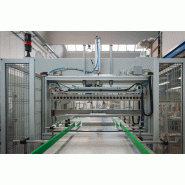 Ensacheuse semi-automatique pour flacons thermoplastiques jusqu'à 1200 mm de largeur et 1400 m de long_4