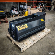 Épareuse avec moteur bidirectionnel intégré