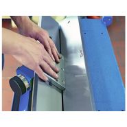 Ébavureuse avec prisme en V - ASO 850-K - Pour arêtes droites, petites et grandes pièces dès 2 mm - Chanfreinage jusqu’à 3 mm × 45°_4