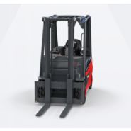 Chariot élévateur électrique Fenwick E20-E35 - 2 à 3,5 tonnes - Technologie tout-en-un et performances inégalées_4