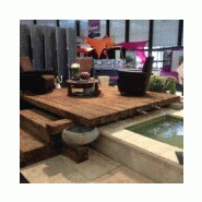 Traverses de soutènement en bois pour escaliers et bordures