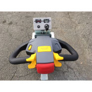 Tracteur autoporté Imove 400 AD - STI constructeur pour déplacer des chariots et matériels sur roues jusqu'à 700 kg sur terrain plat_4