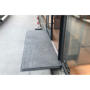 Plaque de roulage manu-portable rémopla, positionnable sur les surfaces rigides ayant besoin de protection_4