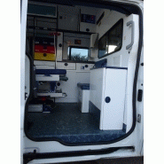 Ambulance Renault Trafic manuelle avec suspension Malpe
