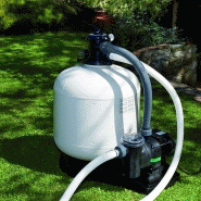 Piscine ovale en acier blanc 8,15m x 4,90m x h: 1,32m - filtration à sable 7m³/h - renforts apparents - liner bleu - échelle de sécurité_4