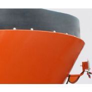V-Mix (RTM) - Mélangeuse agricole Valmetal - Capacités de 400 à 900 pi³ - Polyvalente et performante_4