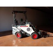 Mini chargeuse valet de ferme ranger s600 porte outils Mini chargeuse valet de ferme ranger s600 porte outils