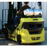 S20-32C Chariots élévateurs frontaux thermiques - Clark - Capacité 2000 à 3200 kg - Design robuste et sécurisé_4