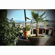 Pot de fleur Colors® - modèle Sitting - ultra-léger, résistant UV et températures extrêmes - réserve d'eau intégrée_4