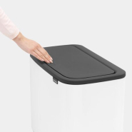 Poubelle à pédale Bo Touch Bin - 3 compartiments de 11L - Acier - Garantie 10 ans - Brabantia - White_4