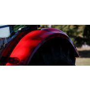 Tracteur agricole Tagro 86 avec système d’élévation postérieur en trois points