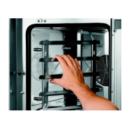 Four mixte à vapeur professionnel avec inversion de rotation du ventilateur pour une température optimale dans l'enceinte de cuisson- silverstream 5230m réf. 116622 bartscher_4