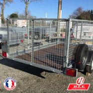 Équipement de transport avec roue de secours et support inclus