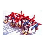 Bineuse agricole avec guidage par caméra pour grande précision