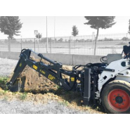 Rétrocaveuse E - pour mini-chargeuse avec mouvements hydrauliques indépendants et stabilisateurs_4