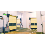 Porte rapide et lavable à structure multicomposite pour environnements agro-alimentaires - ASSA ABLOY Porte rapide et lavable à structure multicomposite pour environnements agro-alimentaires - ASSA ABLOY